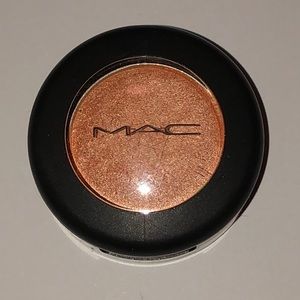 MAC eyeshadow - Orange Tangent